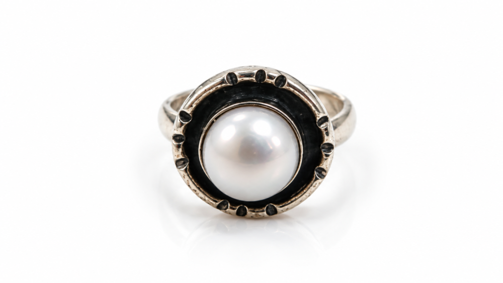 Anillo de Plata 925 Perla Blanca con Diseño Vintage
